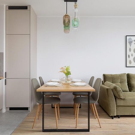 Stylowy Apartament Z Dwiema Sypialniami Balkonem I Parkingiem By Noclegi Renters Katowice Eksteriør billede